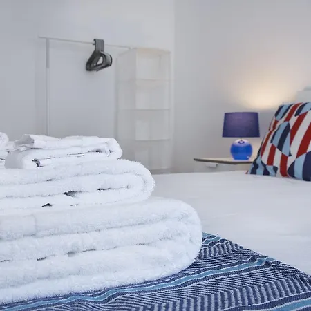 Charming Trindade Apartment Porto